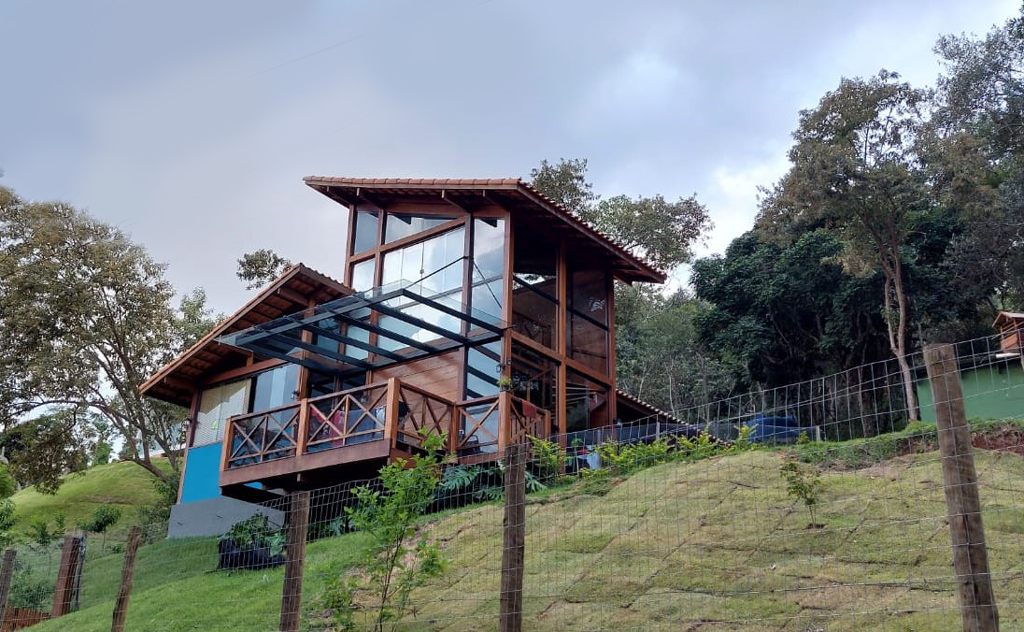 Casa de Madeira - Projeto Araras VI